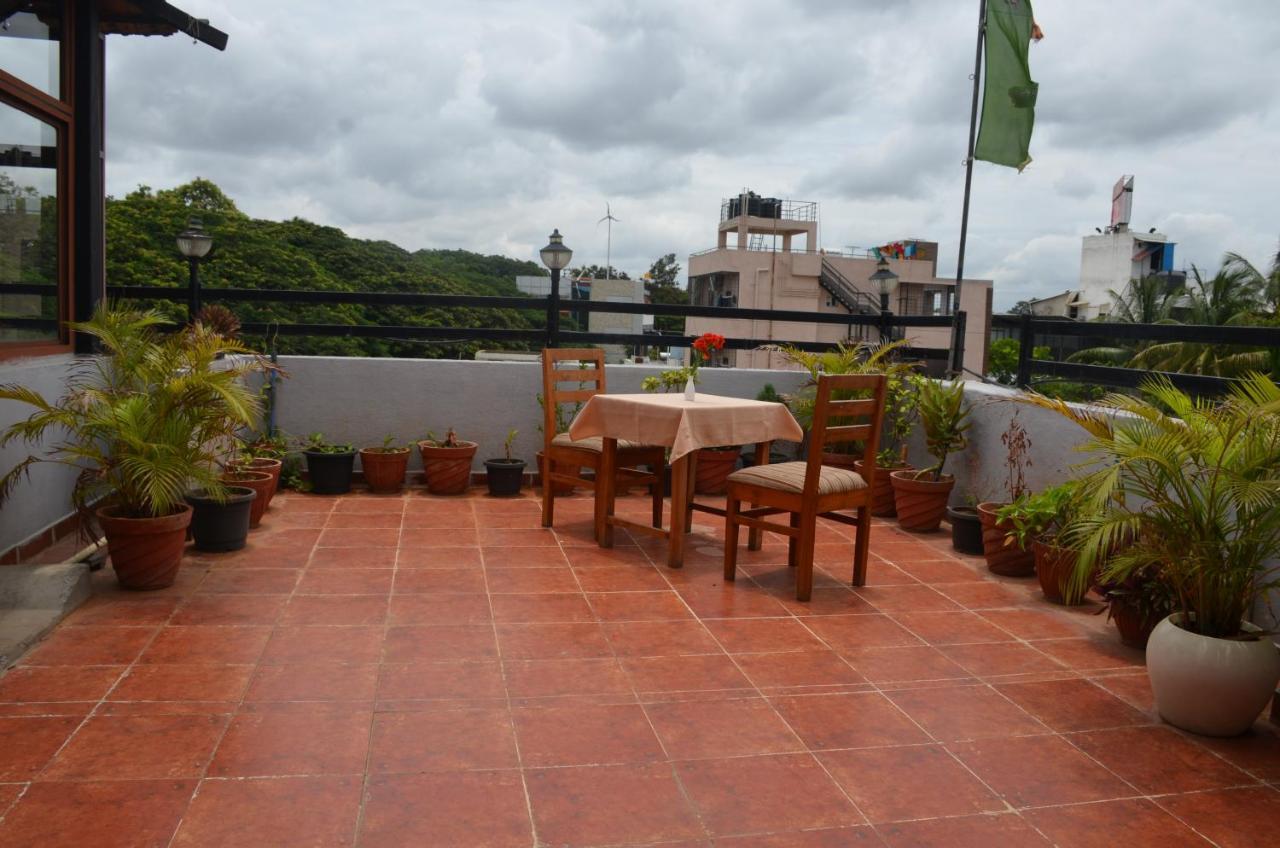 Himalayan Inn Hotel Bangalore Bagian luar foto